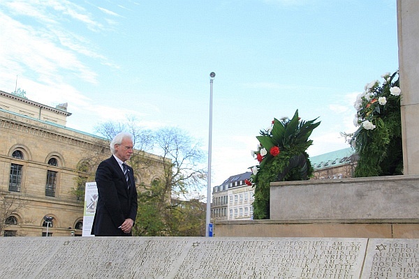 Volkstrauertag_2010   075.jpg